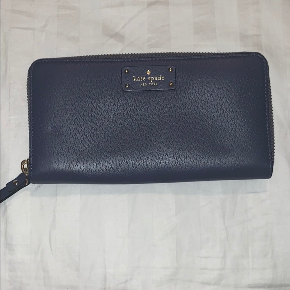 Kate Spade Wallet - Picture 1 of 3